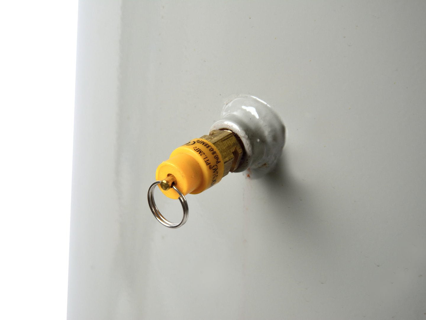 Κάθετος Αεροσυμπιέστης 100L 390L/Min 220V GEKO