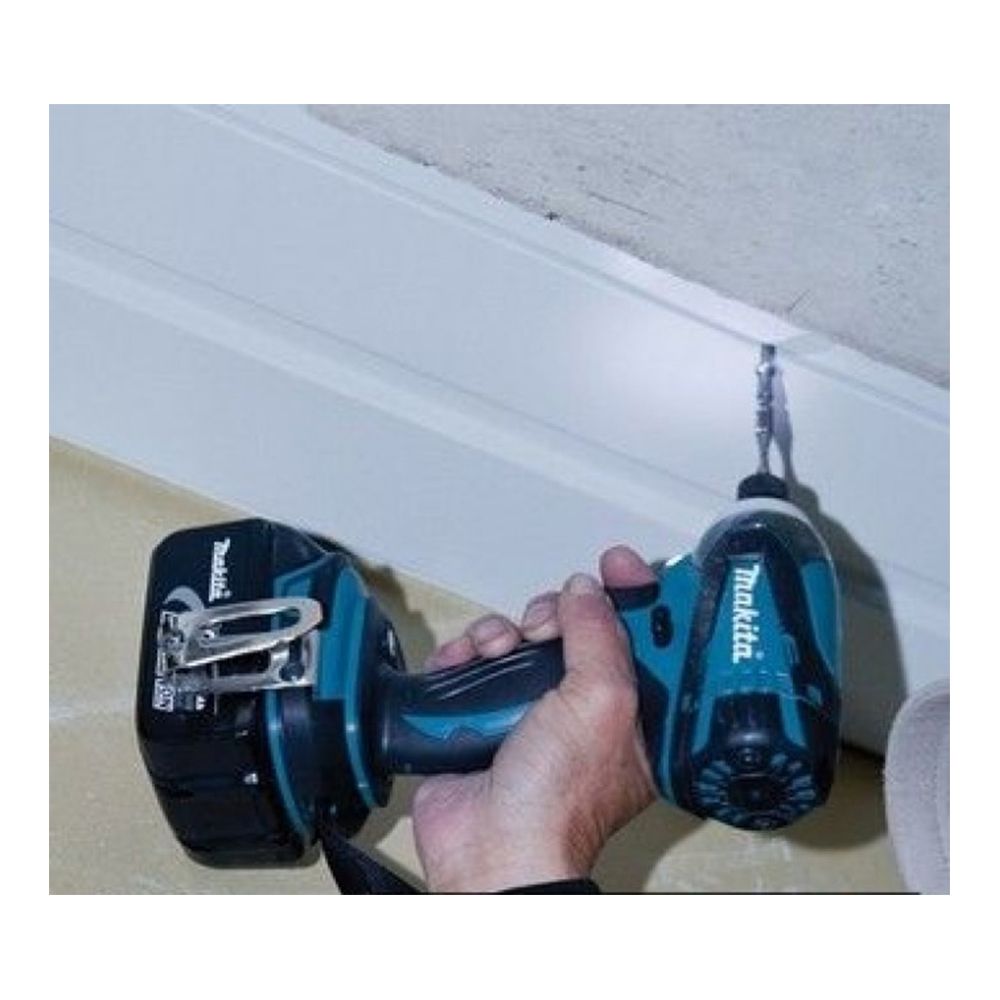 Πακέτο 6 Εργαλείων Makita Με Μπαταρία 18V Li-Ion 3Ah Dlx6011