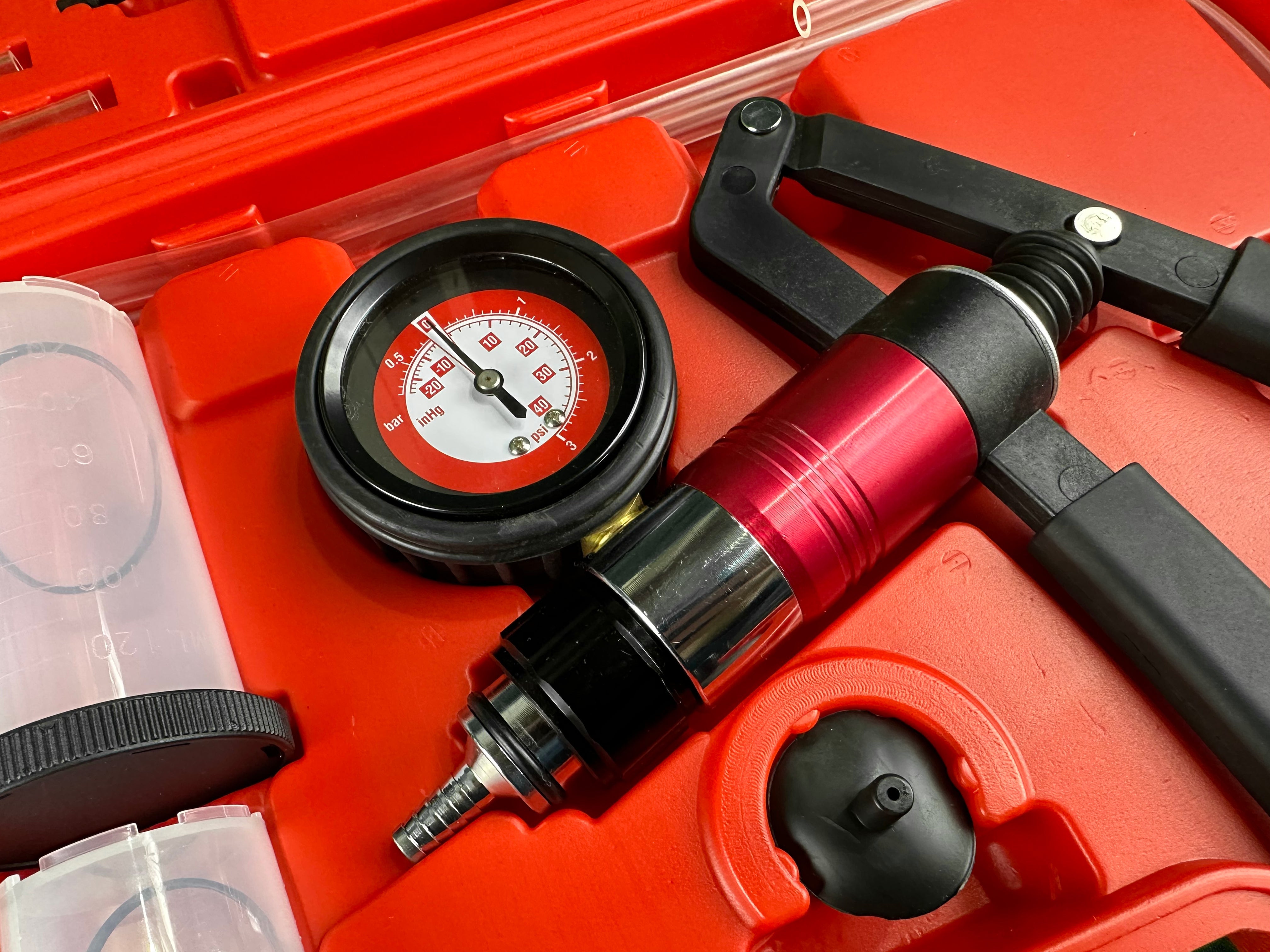 Αντλία Κενού και Πίεσης για Εξαέρωση Φρένων - Πιστόλι Πίεσης Υποπίεσης