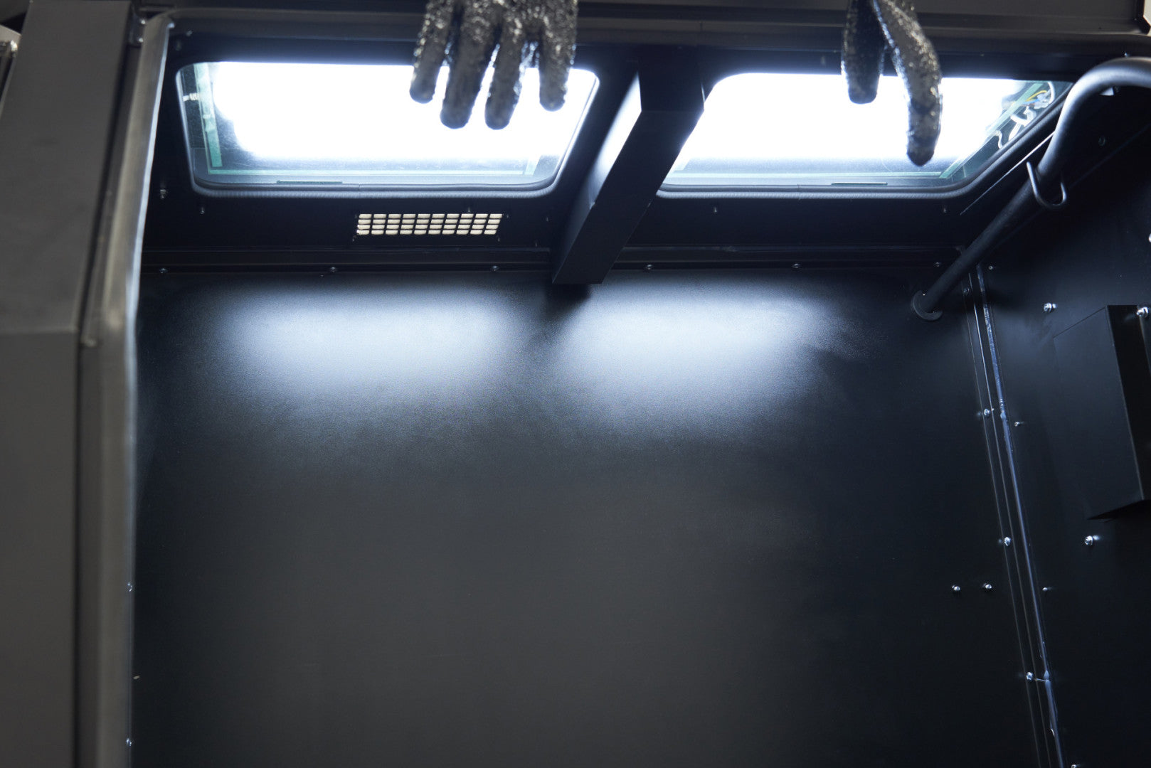 Καμπινα Αμμοβολησ Με Συστημα Κενου Και 2 Απορροφητηρεσ Sbc 990