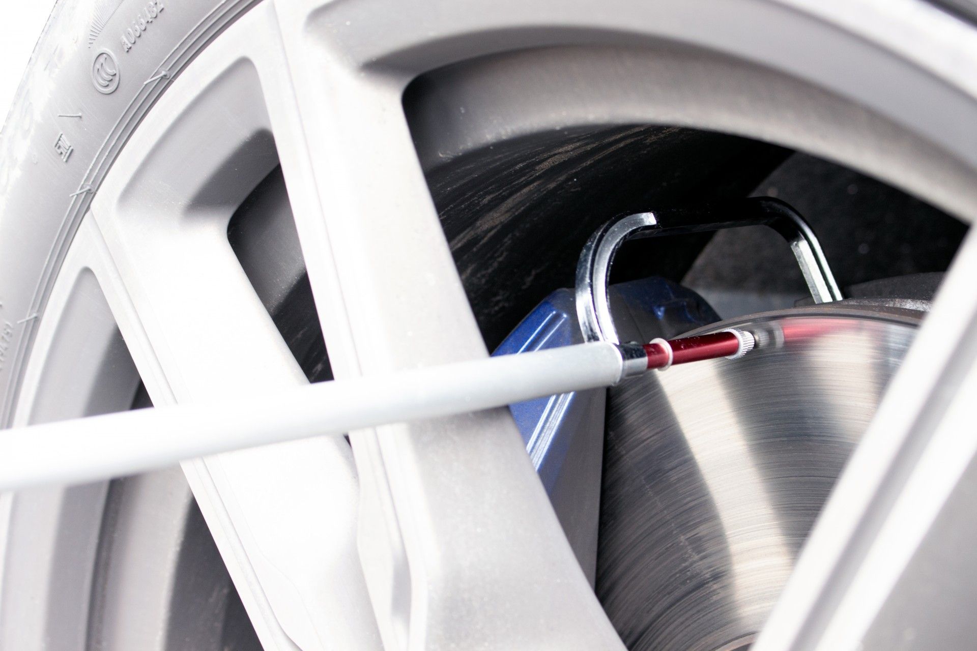 Eργαλειο Μετρησησ Παχουσ Παχυμετρο Δισκοφρενων Δισκοπλακασ Kroftools