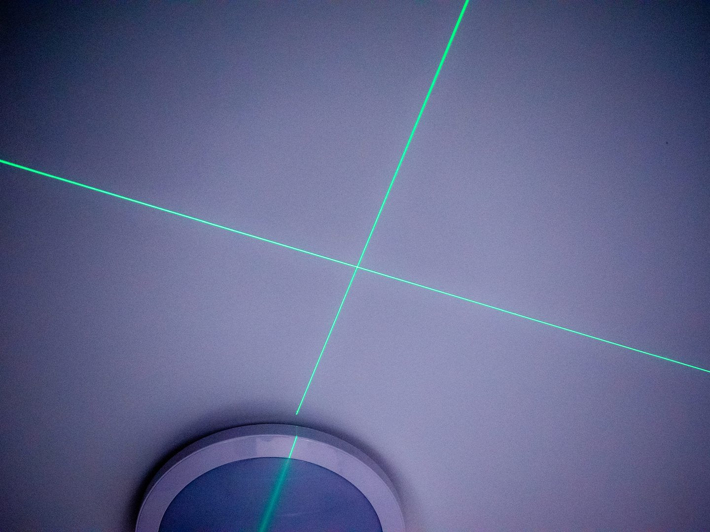 Aλφάδι Laser 360° 4D Με 2 Επαναφορτιζόμενες Μπαταρίες GEKO