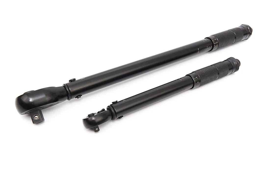 Σετ Δυναμόκλειδα 1/4” (5–25 NM) ȘI 1/2” (2–210 NM) Με Προέκταση 125mm Και Αντάπτορα 5Τμχ HBM Ολλανδία