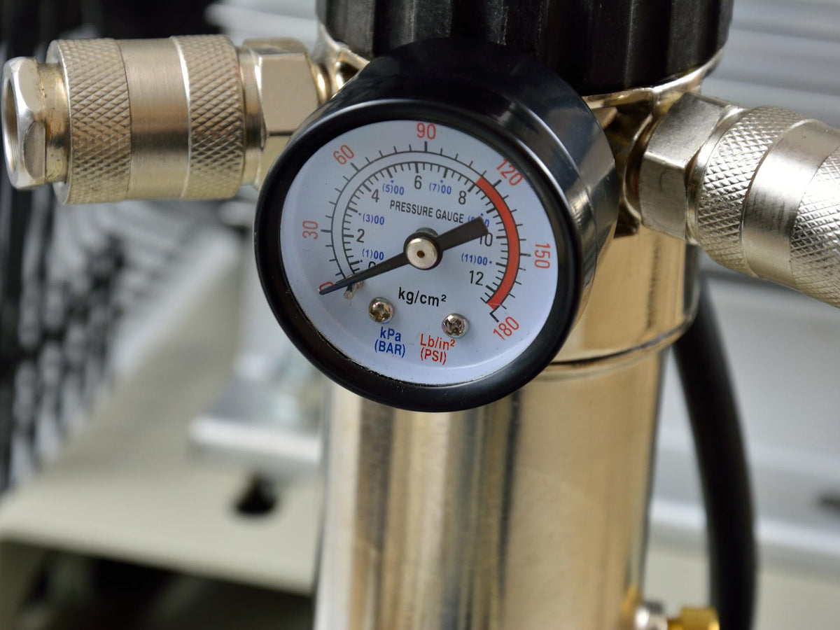 Αεροσυμπιεστής-Κομπρεσέρ Αέρος 100L 420L/Min 220V GEKO