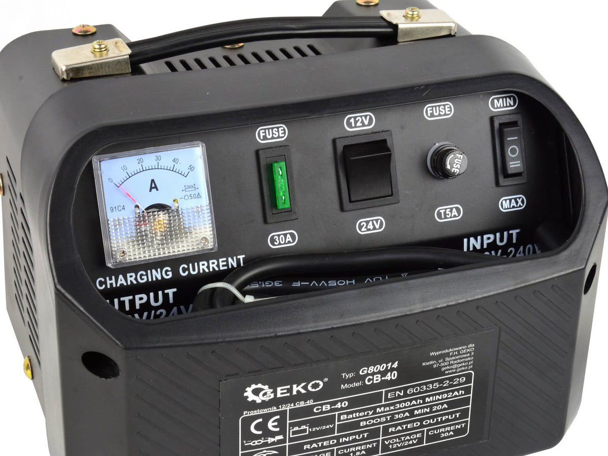 Φορτιστής Μπαταρίας Αυτοκινήτου 12/24V CB-40 20-30A Για Μπαταρίες 92-300Ah GEKO